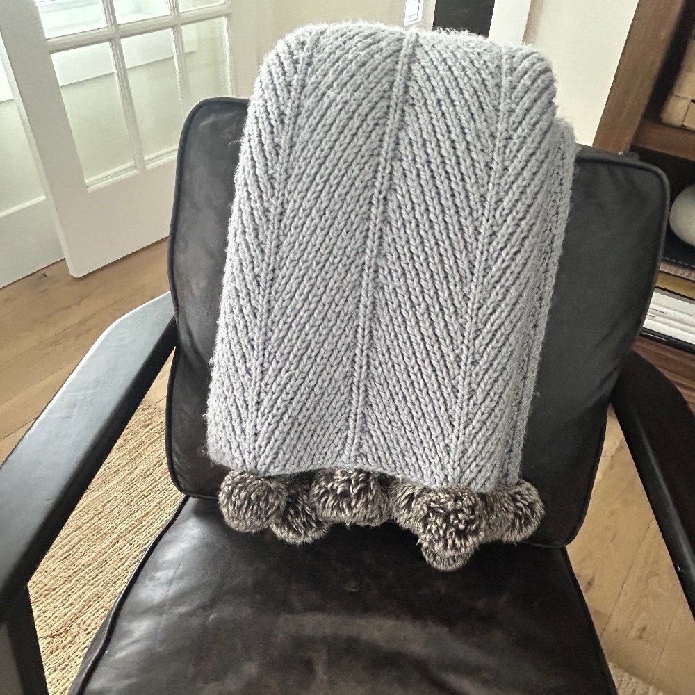 POTTERY BARN Faux Fur Pompom 55” x 58” Throw Blanket in Gray
